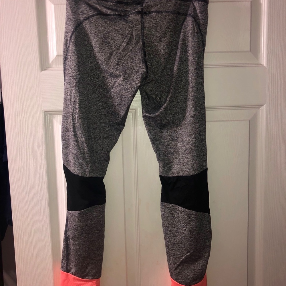 Athletic pants